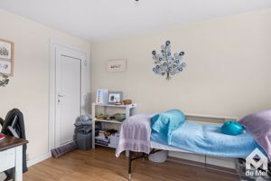 Photo 17- click for photo gallery